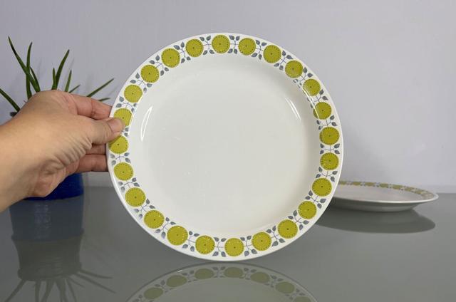 Rörstrand Linda Salad Plate