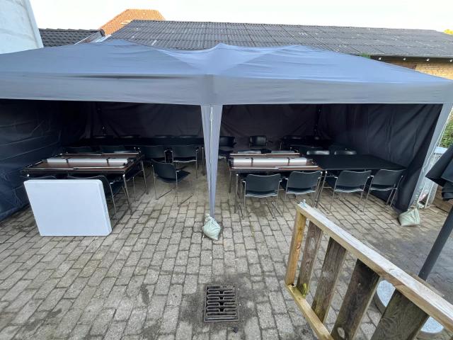 Pavillon 3x6 meter med sider