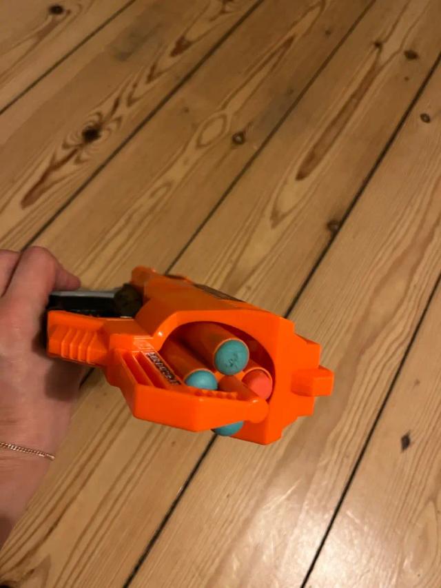 Nerf Gun