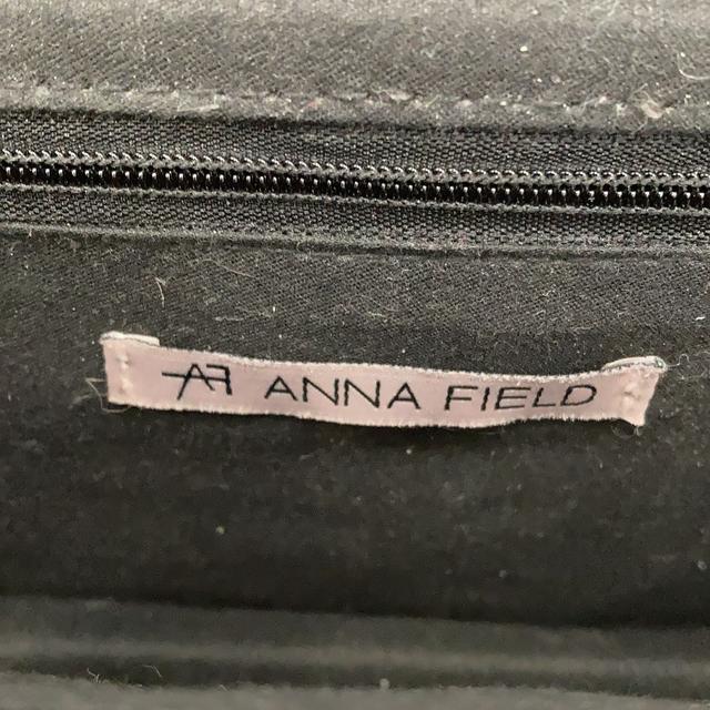 Anna Field