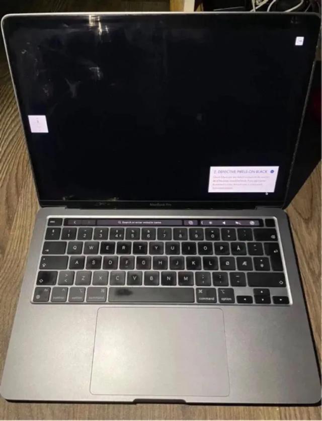 Macbook Pro 13” M1