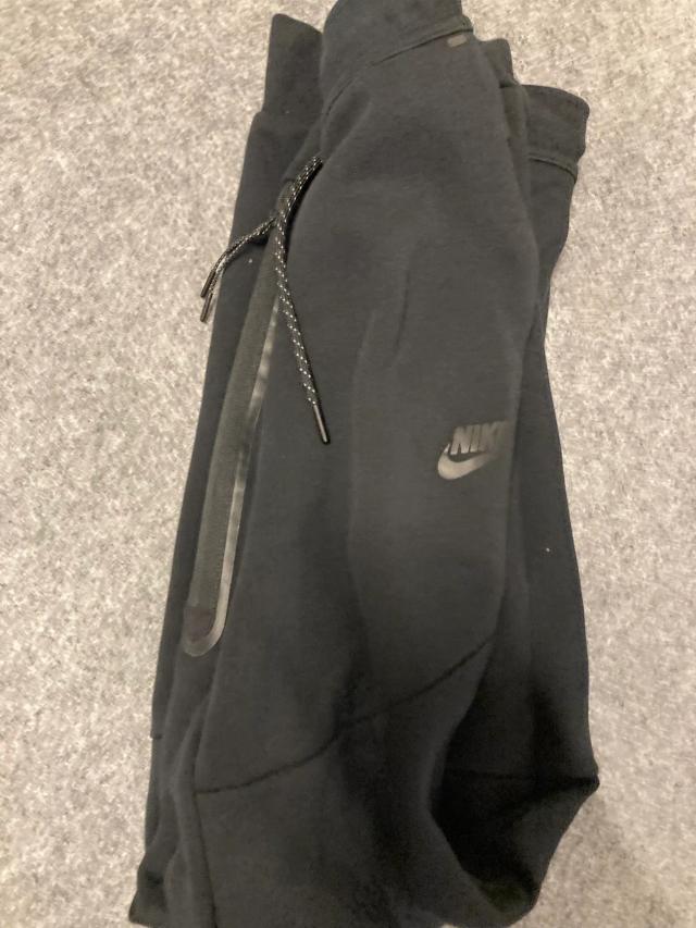 Nike Tech Fleece andre bukser  shorts