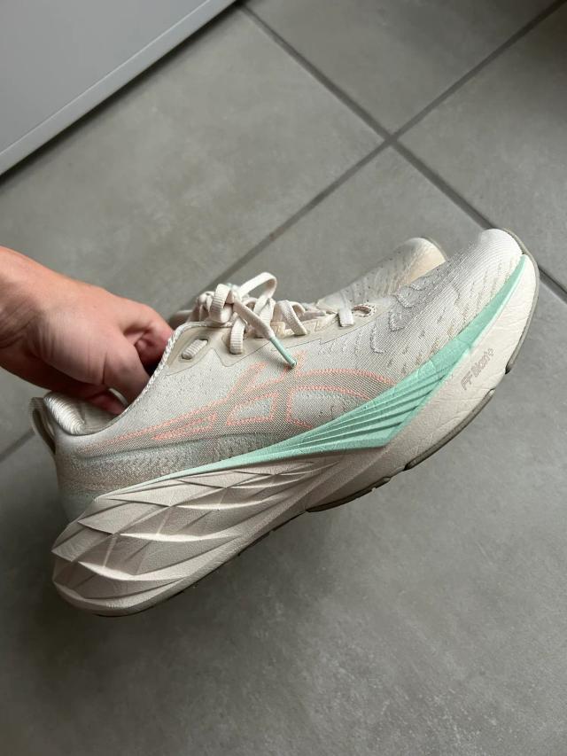 ASICS løbesko