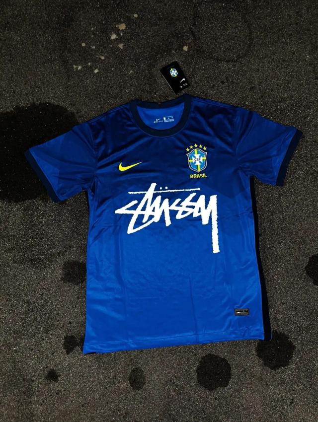 Nike t-shirt