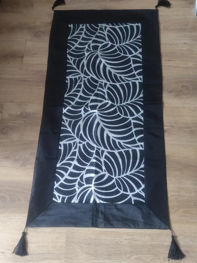 Obrus czarny 120 x 60 cm