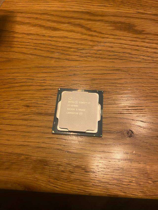 i7-8700k 370 GHz  Intel i7-8700k