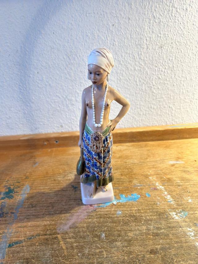 Porcelæn Figur