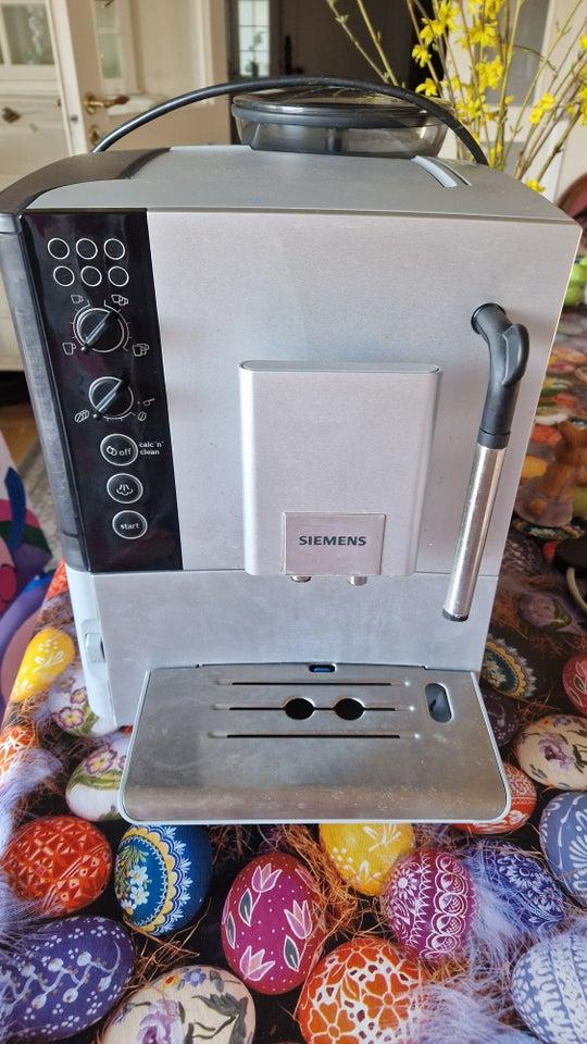 Fuldautomatisk kaffemaskine