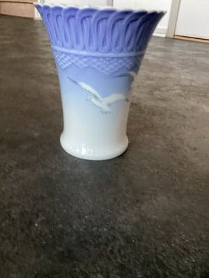 Porcelæn Vase Mågestel