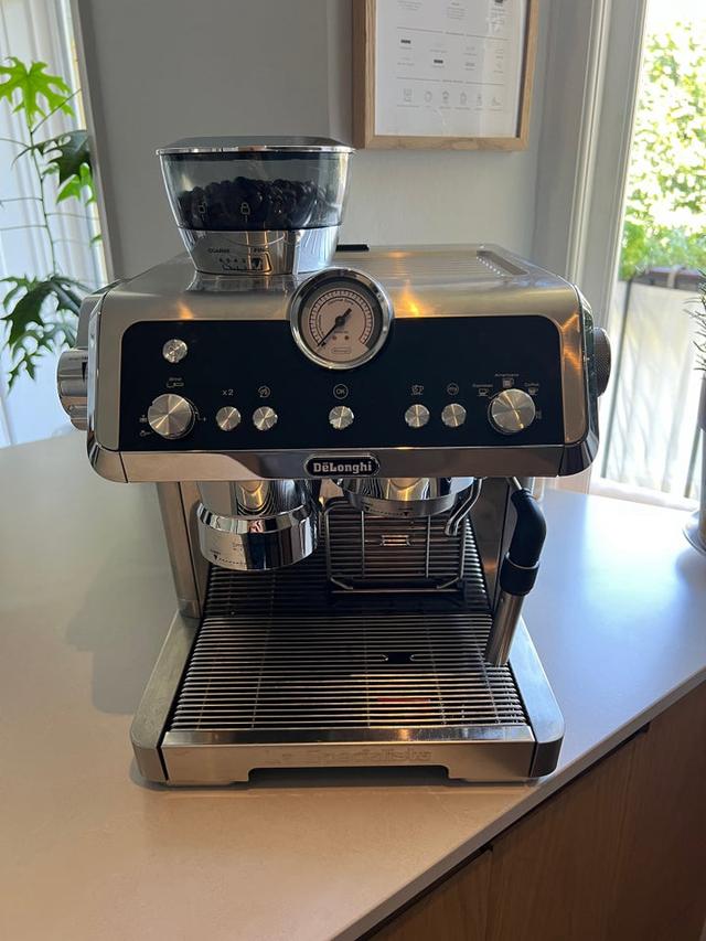 Delonghi EX9335 espressomaskine 