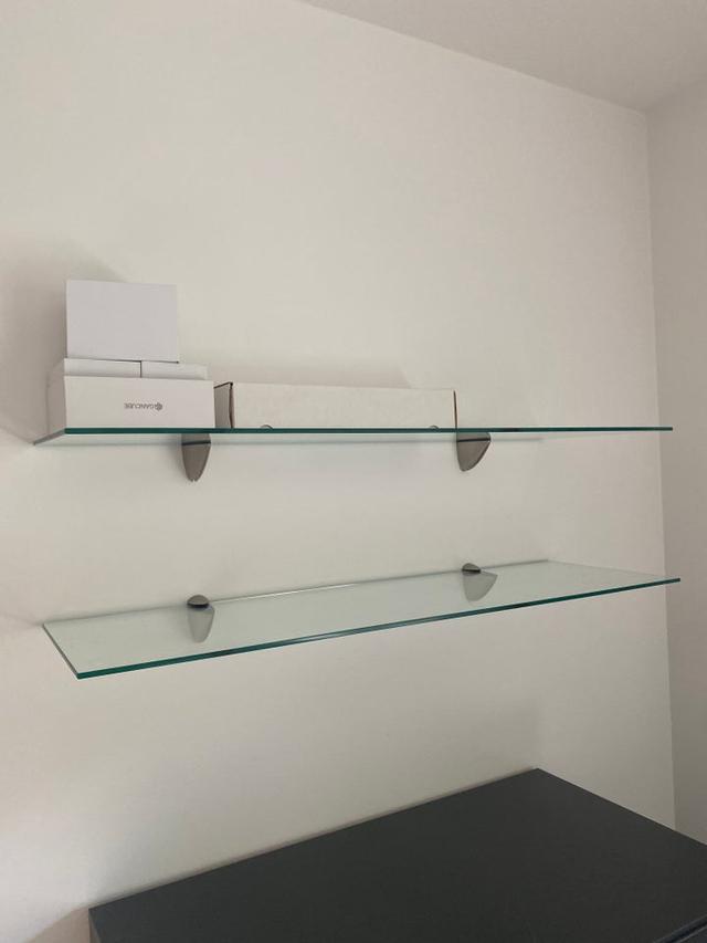 Glas hylder Ukendt