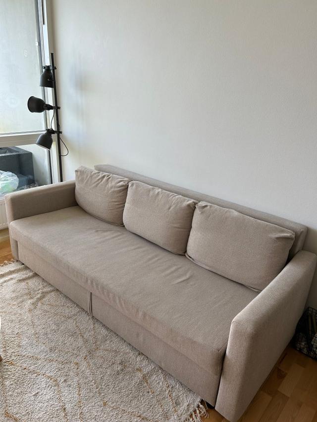 Sovesofa Ikea b: 140 l: 230 h: 85