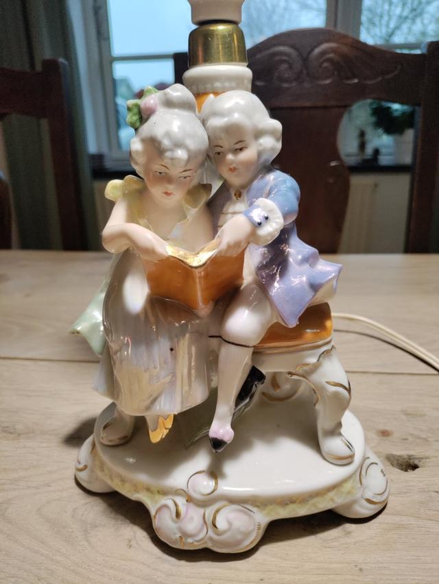 Porcelænslampe dreng og pige