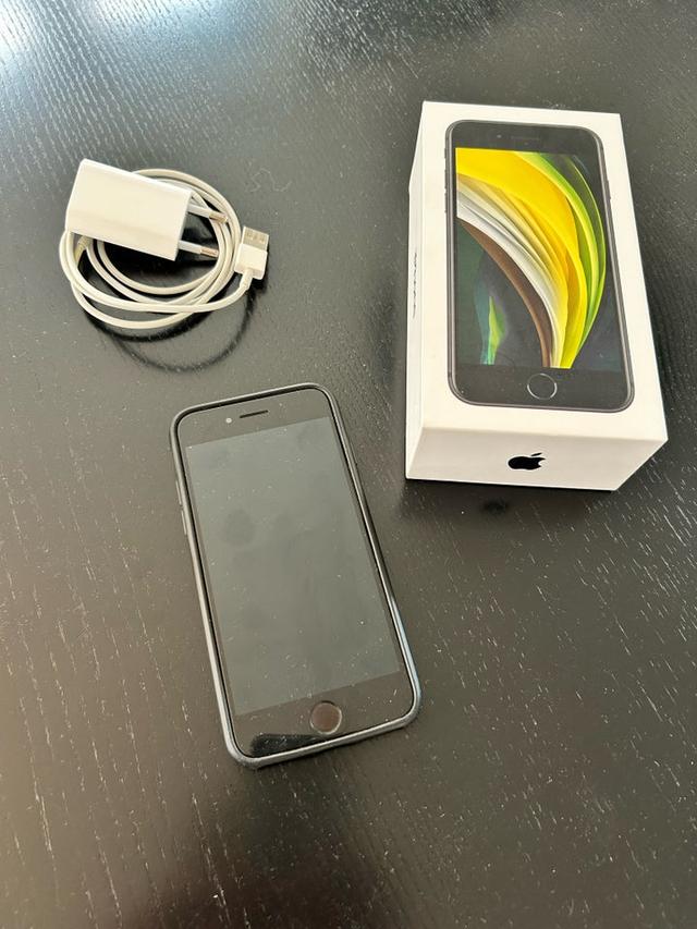 iPhone SE 2 generation 128 GB