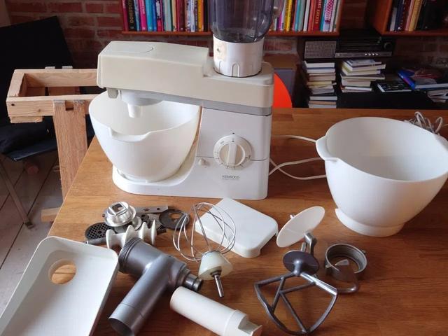 KENWOOD CHEF KM200 køkkenmaskine mm tilbehør