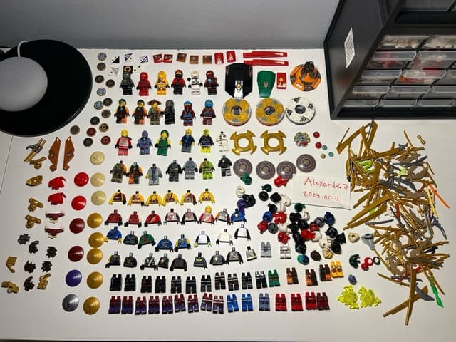 LEGO Ninjago figurer och tillbehör