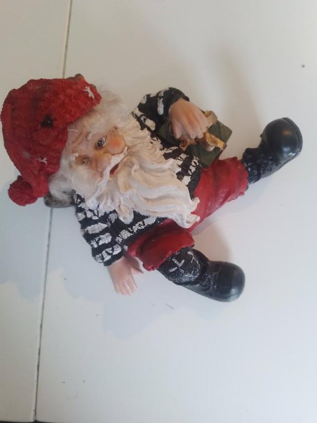 1 st tomte säljes enligt bild