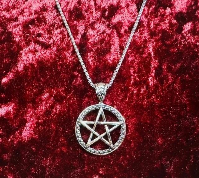 Nytt halsband Pentagram Satanic Ockult Wicca Metal Goth Rock Punk Alternativ