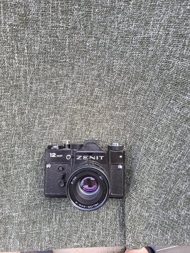 Zenit 12XP kamera