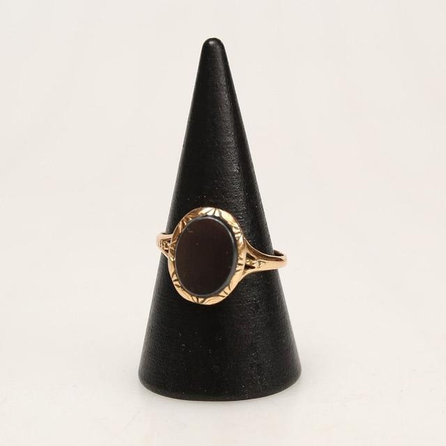 Ring med Onyx 18k guld