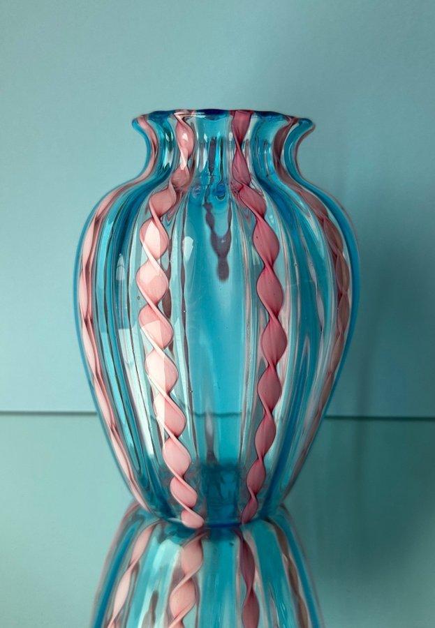 Murano Venetian ribbon Vase